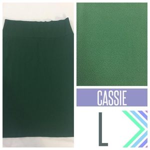 Solid green Lularoe Cassie L